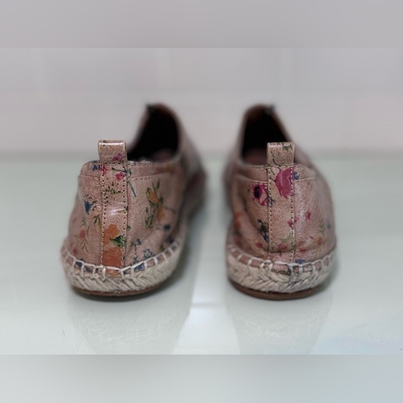 Patricia Nash Antique Floral Leather Slip On Shoes Designer Women’s Size 9.5 - Picture 3 of 11